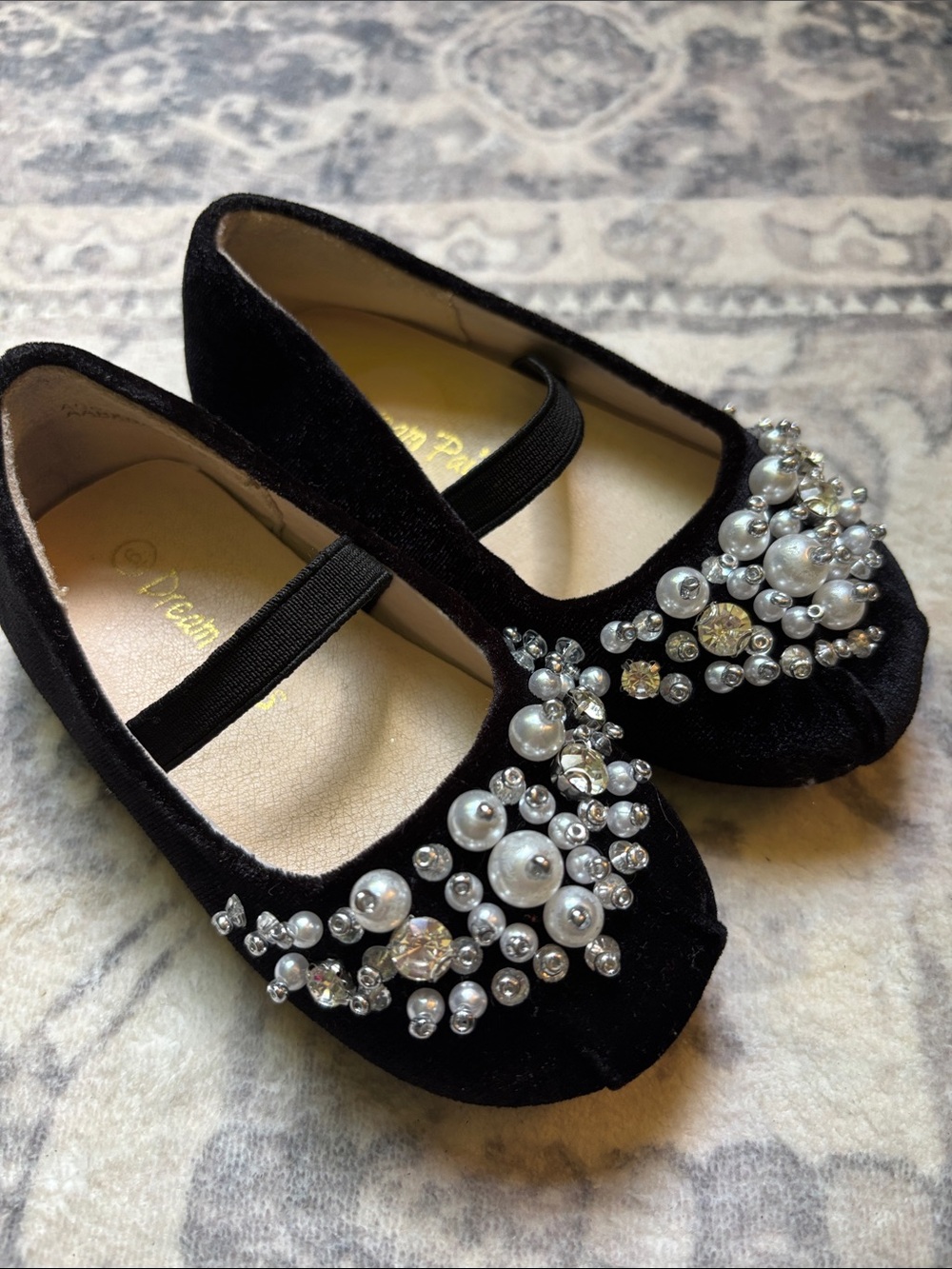 Dream Pairs Black Velvet Pearl & Crystal Mary Jane Flats